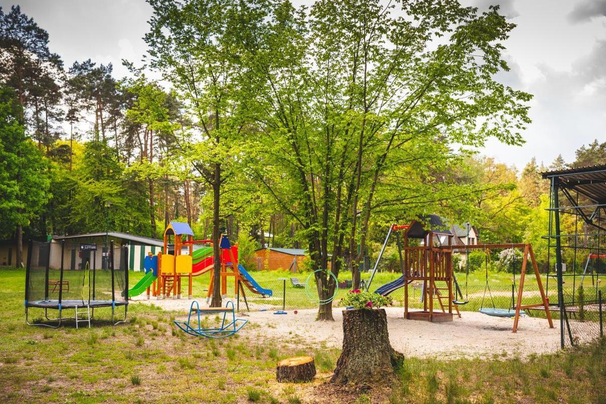 Aura Grotniki Hotel Grotniki  Екстериор снимка