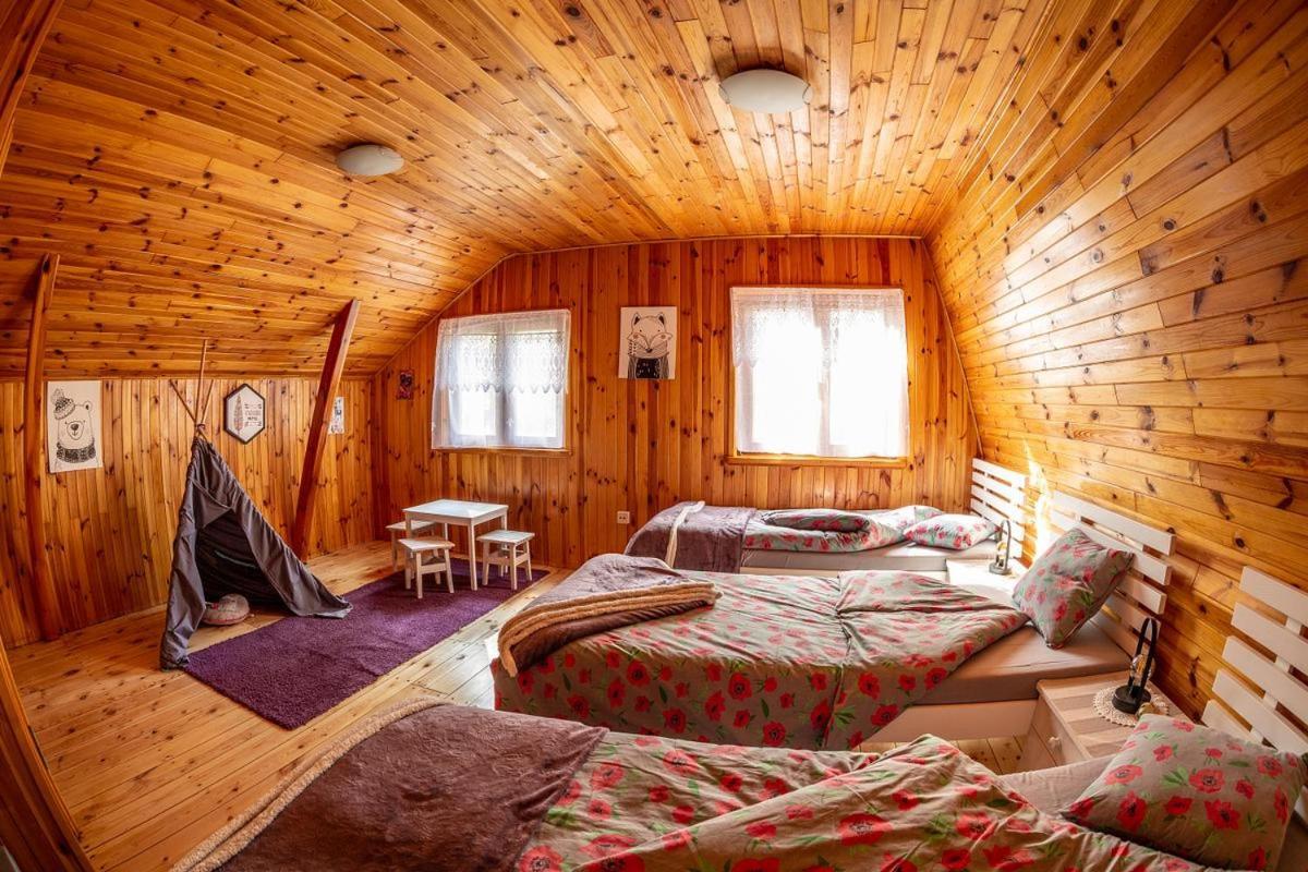 Aura Grotniki Hotel Grotniki  Екстериор снимка